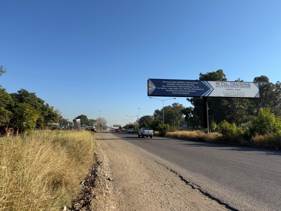 Commercial Property for Sale in Waterval East North West